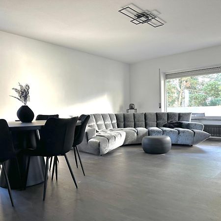 Oase Am Schwimmbad Apartment Бад Бергцаберн Екстериор снимка